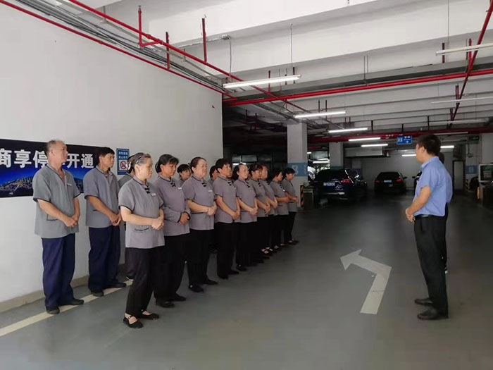 [環(huán)亮環(huán)境]如何對(duì)停車場(chǎng)進(jìn)行有效的清潔